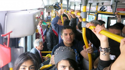 Toplu taşımada korona en kolay böyle bulaşıyor!