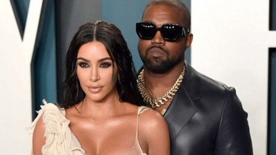 Kanye West çıldırdı: Grammy ödülünün üzerine tuvaletini yaptı