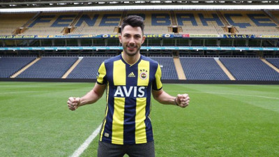 Tolgay Arslan resmen Udinese'de