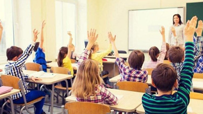 21 Eylül Pazartesi okullar açılacak mı? 1. sınıflar okula gidecek mi?