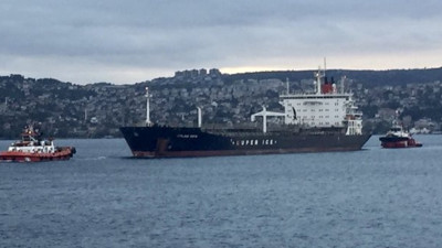 İstanbul Boğazı'nda korku dolu anlar! Alarma geçildi