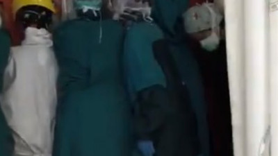 Ankara Keçiören Hastanesi'nde yaşandı! Kavga'da ölen kişinin yakınları hastanede sağlıkçılara saldırdı! Can kurtarmaya çalışıyorlar kendi can güvenlikleri yok