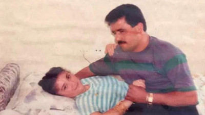 Yoğun bakımda yaşam savaşı veren Muhittin Böcek'in hiç kimsenin bilmediği sırrı! İlk kez eski eşi açıkladı. Yıl 1990'dı