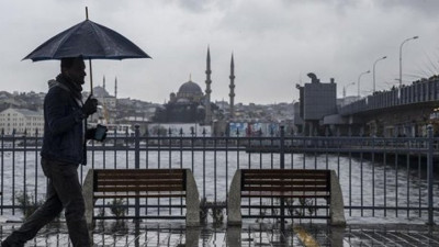 Meteoroloji’den İstanbul’a kırmızı uyarı, mont, şemsiye ne varsa yanınıza alın