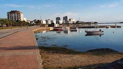 Yat limanına yatlar giremiyor. 27 milyon TL böyle çöp oldu