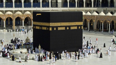 Umreye gidecekler dikkat! Suudi Arabistan yeni tedbirleri açıkladı