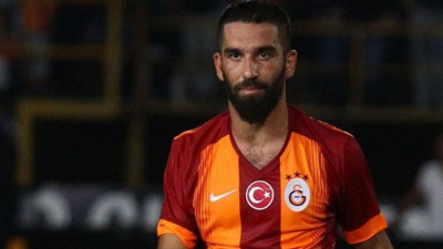 Arda Turan'da yüksek ateşli büyük şüphe. Korona testinin sonucu açıklandı