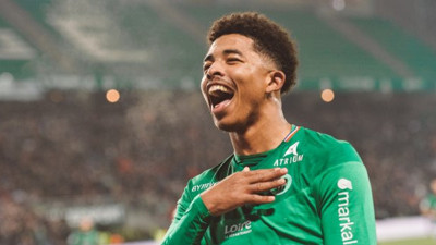 Leicester City, geleceğin yıldızını kadrosuna kattı