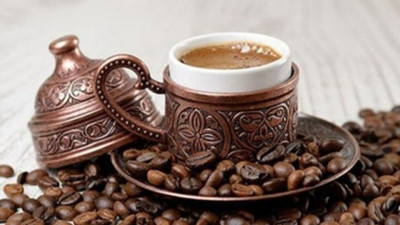 Günde 3-4 fincan kahve içmek şifa deposu! Prof. Dr. Onur Yaprak tiryakileri sevindirdi