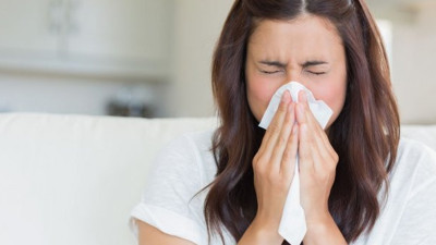 Bilim insanları ‘daha doğrulanmadı’ dedi ama koronada umut ışığı doğdu: Yakın zamanda nezle olanlara iyi haber