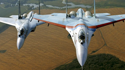 Ruslar ve İngilizler havada kapıştı