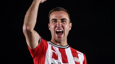 PSV, Götze'yi resmen açıkladı