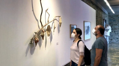 Korona çağdaş sanata da yansıdı