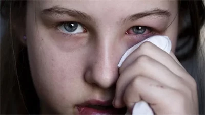 Aman dikkat: Gözyaşında korona virüs bulundu! İşte belirtisi