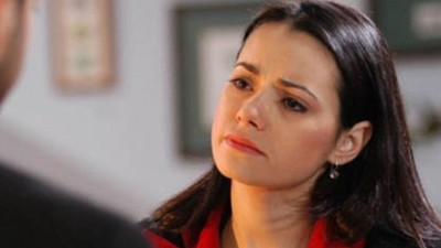 Özgü Namal’dan Acun Ilıcalı ve hayranlarına büyük şok