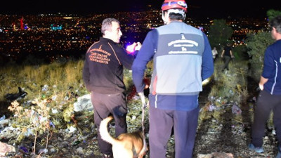 En son 'Siz göreceksiniz, benim ne yapacağımı' mesajı attı! Otomobilini uçuruma sürdü! İzmir'de intihar girişimi