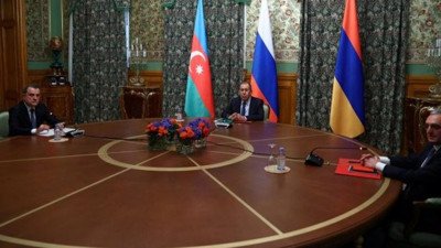 Dağlık Karabağ'da ateşkes yürürlüğe girdi