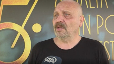 Ünlü oyuncu Ahmet Mümtaz Taylan, rollerine nasıl hazırlandığını anlattı