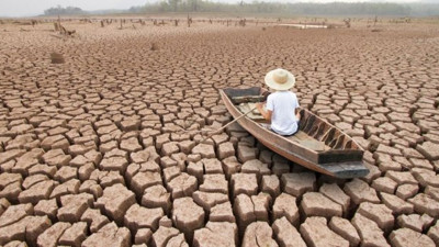 Fransa'da belediye başkanları, Avrupa Birliği'nden yardım talep etti