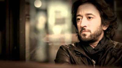 Ünlü şarkıcı Fettah Can, Hatay’daki ormanları yakan PKK’lı teröristlere fena çattı