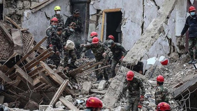 Ermenistan 42 sivili öldürdü