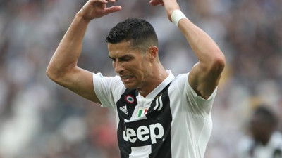 Cristiano Ronaldo korona virüse yakalandı