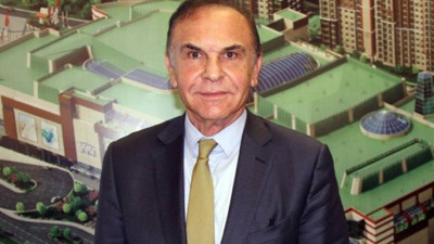 MNG Holding'in kurucusu milyarder Türk iş adamı Mehmet Nazif Günal yüzünü gerdirdi. 10 yaş gençleşti