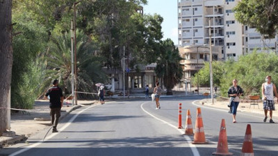 Kapalı Maraş'a ziyaretçi akını