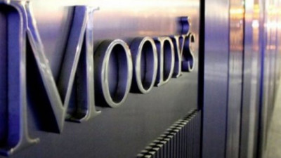 Moody's İngiltere'nin kredi notunu "Aa3"e düşürdü