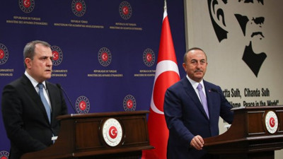 Bakan Çavuşoğlu'ndan kritik görüşme