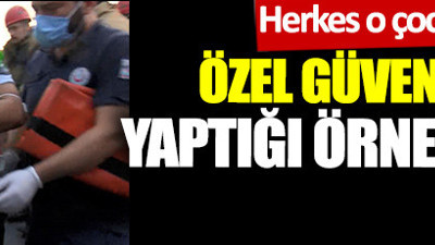 Zeytinburnu’nda korku dolu anlar. Herkes o çocuk için seferler oldu. Özel güvenlik görevlisi yaptığı örnek hareketle alkış aldı