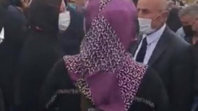 Merhum Muhsin Yazıcıoğlu’nun Ağabeyi Yusuf Yazıcıoğlu’nu kongreye almadılar, Büyük Birlik Partisi Kongresi’nde ortalık karıştı