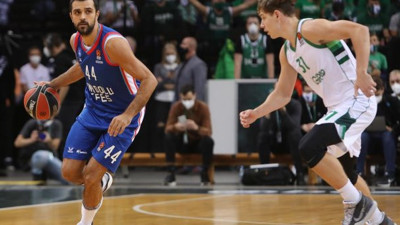 Euroleague'de korona virüs durmuyor. Anadolu Efes-ASVEL maçı ertelendi