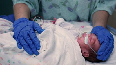 Hava kirliliği ülkelerde alarm veriyor. Geçen yıl yarım milyon bebek öldü