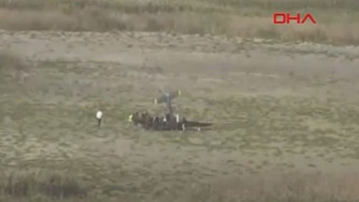 Büyükçekmece'de eğitim uçağı düştü