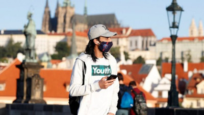 Çekya koronada yeniden alarma geçti. Solunum cihazı talep edildi