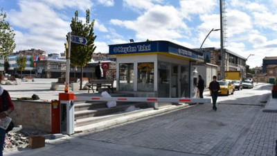 Türkiye'de bir ilk. Belediyeden AKP İl Başkanlığı'na VIP sokak