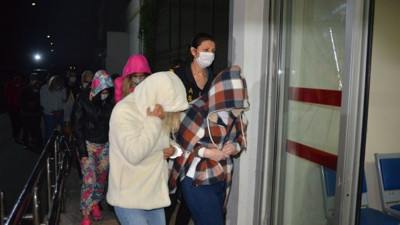 Bu operasyon çok konuşulur. İş insanlarını dolandırdılar. Çok sayıda gözaltı var