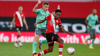 Everton'a ilk mağlubiyetini Southampton tattırdı