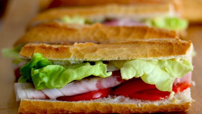 Gençlerin sandviç keyfi 12 bin liraya mal oldu