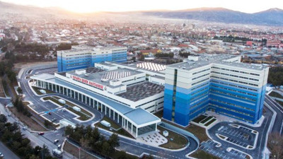 Aşı parası şehir hastanelerine gitti. Hastanelerimiz yakında ameliyat yapamaz hale gelecektir. Genel Sağlık-İş Sendikası Başkanı Zekiye Bacaksız'dan şok açıklama.