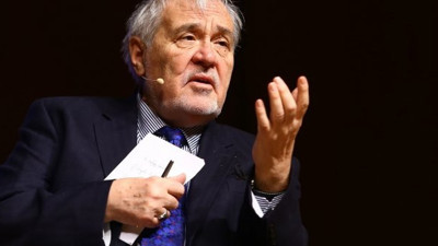 İlber Ortaylı'yı çıldırtan fotoğraf. Sizce bu fotoğraf nerede çekildi