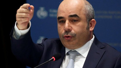 Dolar 8.32'yi aştı, ekonomistler zehir zemberek sözlerle Merkez Bankası'nı ve yönetimini eleştirdi