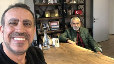 Haluk Levent’ten Turgay Tanülkü ve Eşkıya Dünyaya Hükümdar Olmaz ekibine özel teşekkür