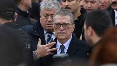 Eski Başbakan Mesut Yılmaz hayatını kaybetti