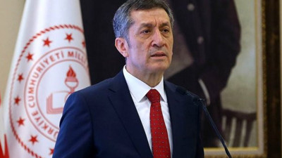 Bakan Ziya Selçuk'tan İzmir'deki okullarla ilgili açıklama