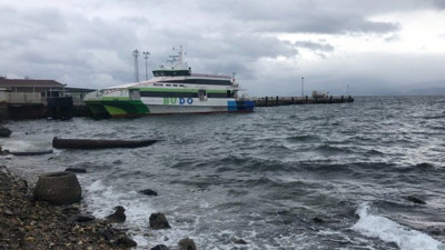 Deniz otobüs seferlerine fırtına engeli