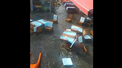 Tsunami Sığacık sokaklarını böyle yuttu, Yeni görüntüler ortaya çıktı, hani Türkiye’de olmazdı!