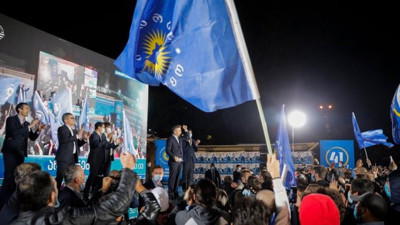 Gürcistan'da oy verme işlemleri sona erdi