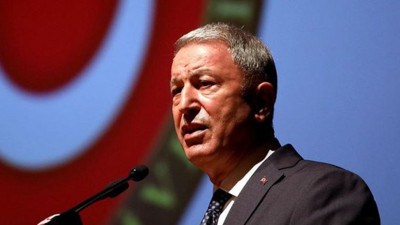 Akar: Charlie Hebdo karikatürü terörün mizaha dönüşmüş şeklidir